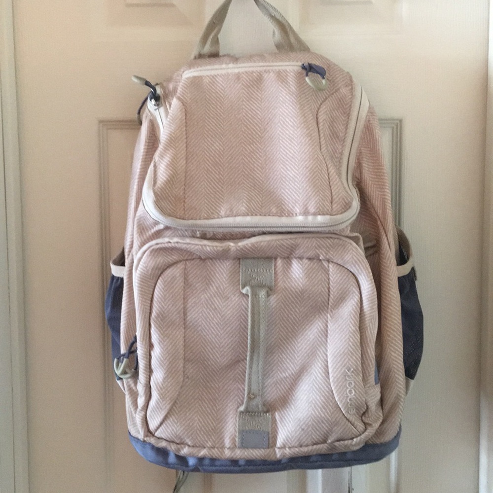 Embark Tan and White Backpack 🎒